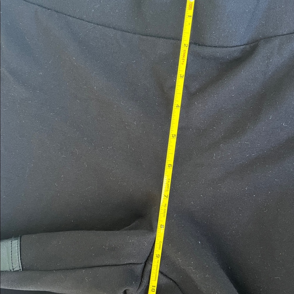Like new Vince Camuto Black leggings - Picture 9 of 12